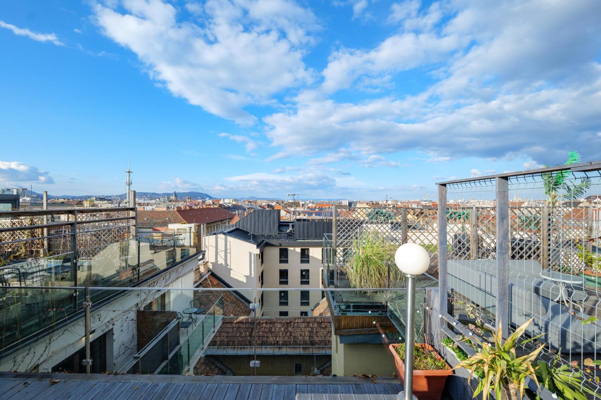 3Bedroom Triplex Rooftop Apartment Budapest Kültér fotó